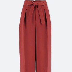 Uniqlo High-waisted wide leg paperbag pants
